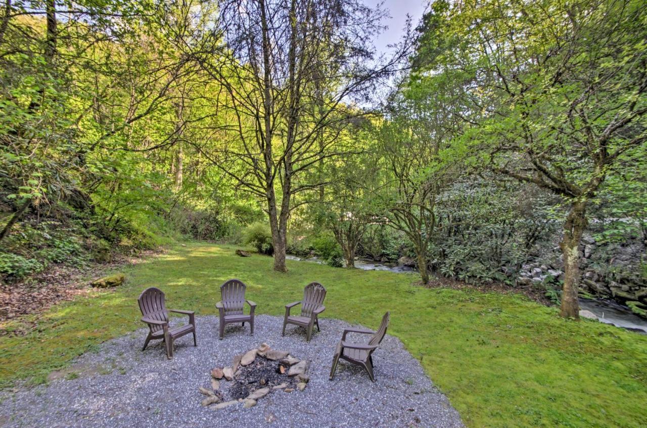 Bryson City Cabin With Fire Pit On Coopers Creek! Exterior photo