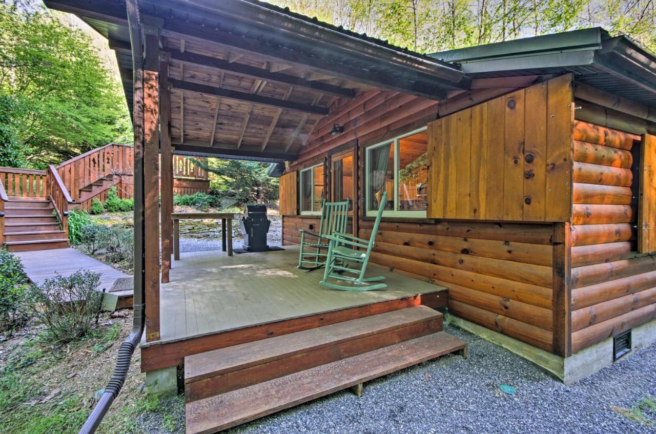 Bryson City Cabin With Fire Pit On Coopers Creek! Exterior photo